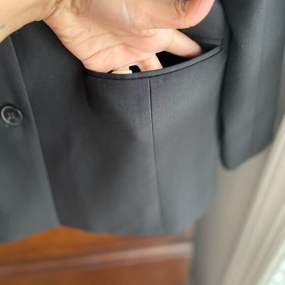 ✨JOIE✨ Long Line Blazer - Picture 3 of 9